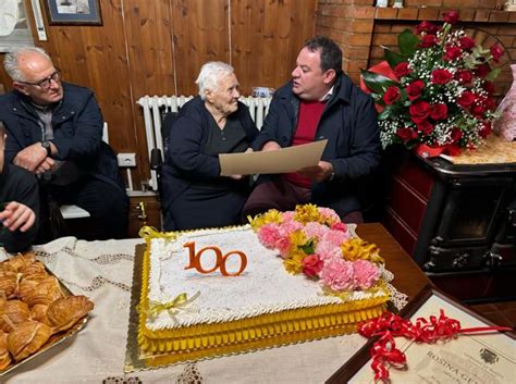 Ruoti Nonna Rosina Compie Cento Anni Auguri Ufficio Stampa Basilicata