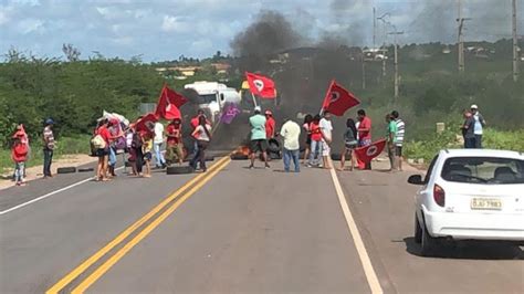 MST bloqueia rodovias no RN BRs 304 e 406 estão fechadas confirma PRF