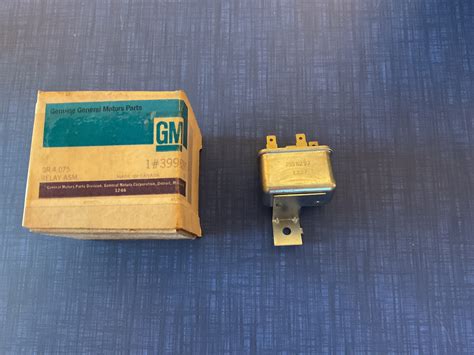 1972 1973 General Motors Nos Transmission Controlled Spark Vacuum Advance Delay Relay Gm