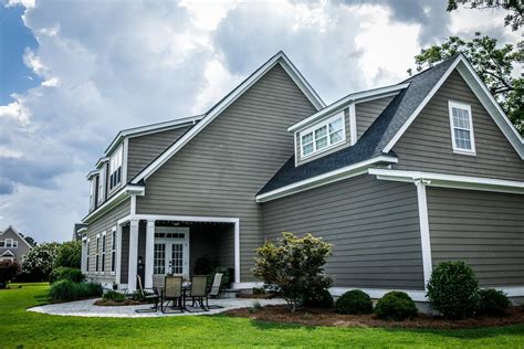 What S The Difference Between Clapboard And Vinyl Siding