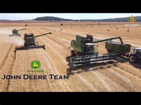 B Za Arat S John Deere Team Wheat Harvest Youtube