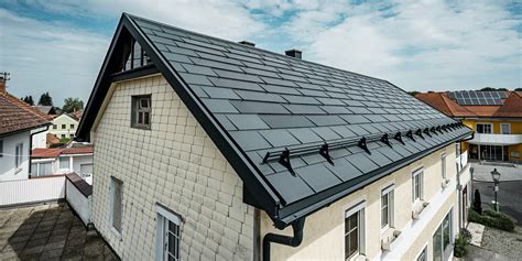 Einfamilienhaus Mit Solardachplatte In Mettmach Prefa