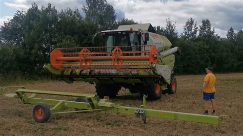 Pea Harvest 2021 Claas Tucano 320 YouTube