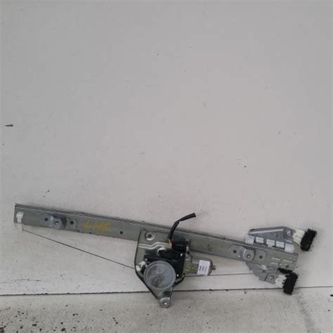 Used Window Regulator Motor Front Left For Vitara Grand