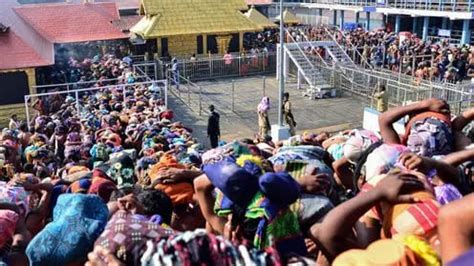 Kerala: Sabrimala temple sees record footfall as over 1 lakh pilgrims ...