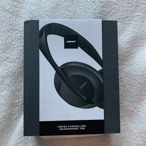 Bose Headphones Bose Headphones 70 Wireless Noise Cancelling Overtheear Headphones Poshmark