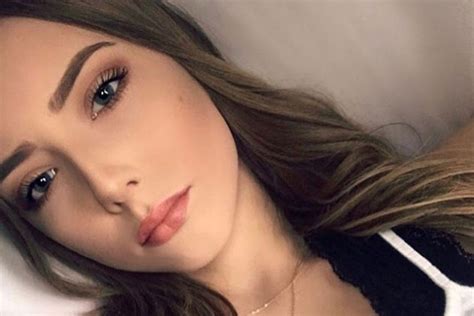 Trending Now Eminems Only Daughter Hailie Has Grown Into A Stunning