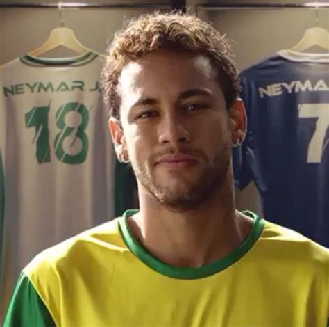 Neymar Natural Hair