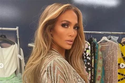 Jennifer Lopez Shares Candid Make Up Free Snap As She Embraces More