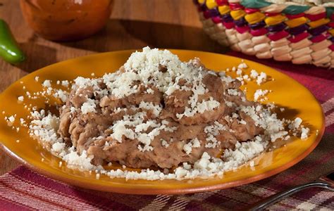 Frijoles Refritos Con Queso