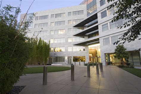 how to become a certified apartment leasing agent