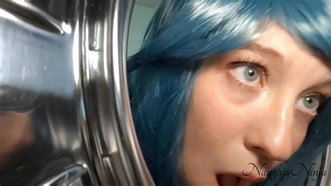 Her Naked Butt Got Stuck In The Washing Machine XVIDEOS