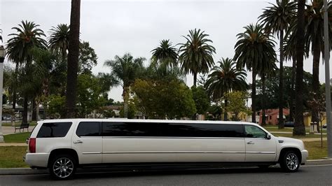 14 Passenger STRETCH LIMO NYC