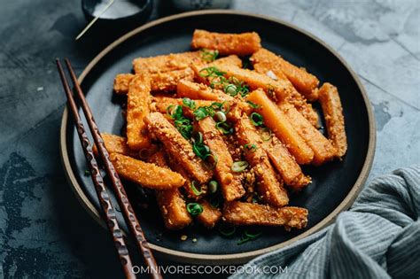 Crispy Fried Pumpkin With Salted Egg Yolk Omnivores Cookbook