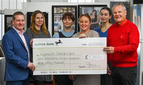 Plymouth Auction Rooms Raises over £1,000 for Plymouth Samaritans