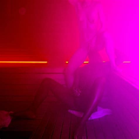 Hairy Beauty Paulita Pappel Gets A Pussy Licking While Standing CoedCherry