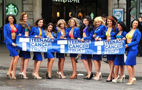 Bikini Girls Le Hostess Del Calendario Ryanair 2014 Foto E Video Ladyblitz It