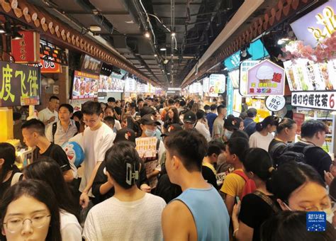 往來頻繁、消費猛增：粵港澳大灣區跨境流動呈現“雙向奔赴”態勢