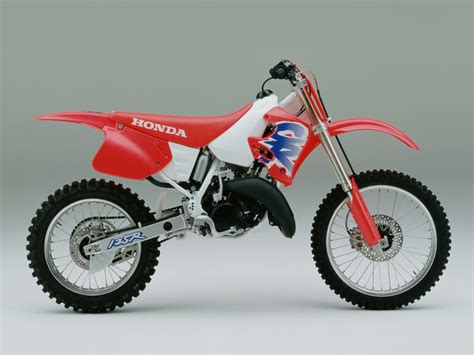 Honda Honda CR125 - Moto.ZombDrive.COM