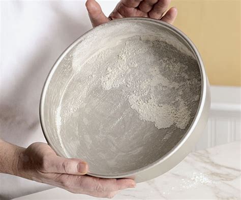 How To Grease And Flour A Pan Step By Step Guide