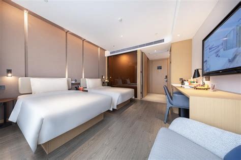 深圳南山西丽地铁站亚朵酒店atour Hotel Shenzhen Nanshan Xili Metro Station 欢迎您