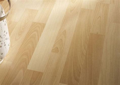 Parquet massif Hêtre Premier 14 x 120 mm verni