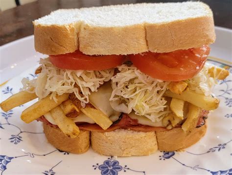 Pittsburgh S Primanti Bros Sandwich Recipe