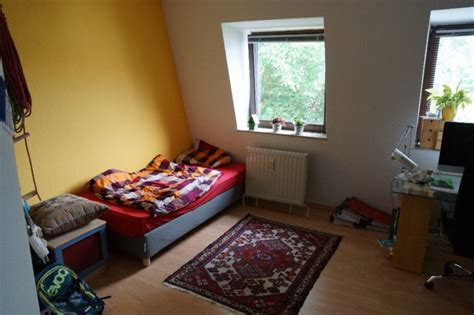 Zimmer in zentral gelegener schönen Maisonette Wohnung