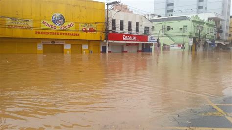 Cachoeiro é Atingido Por Uma Das Maiores Enchentes De Sua História