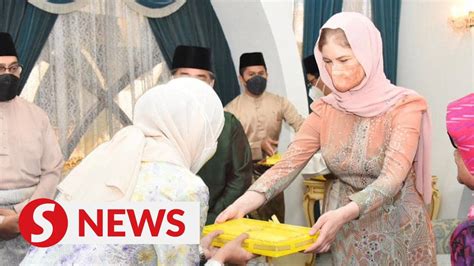 Kelantan Sultanah Receives Visitors In First Appearance Following