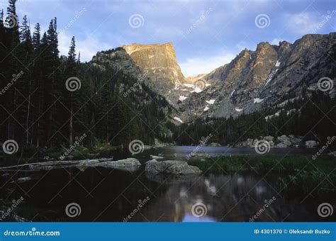 Sunrise in Colorado Rocky Mountains Stock Photo - Image of mountains ...