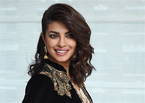 Priyanka Chopras Best Hair And Makeup Looks Popsugar Beauty