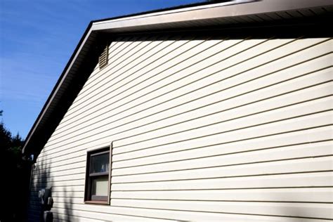 Professional Lap Siding Installation - Lap Siding Installation Pros