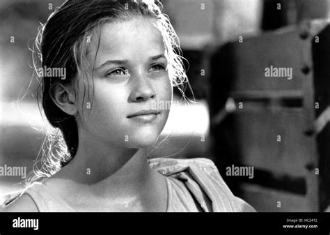 Man In The Moon Reese Witherspoon 1991 Stock Photo Alamy