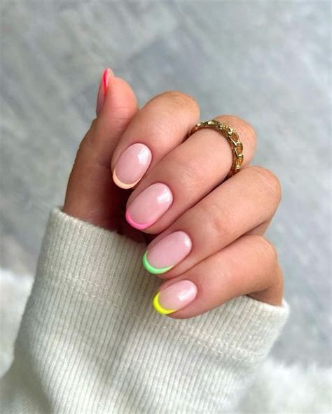 Summer Nails Perfect For Your Next Mani The Pink Brunette