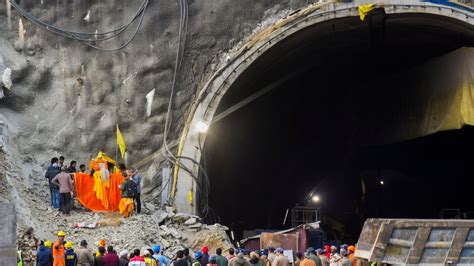 Uttarakhand Tunnel Collapse Highlights Drilling At Tunnel To Evacuate