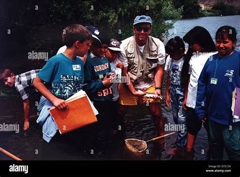 Acquatic Ecologist and Students Stock Photo - Alamy