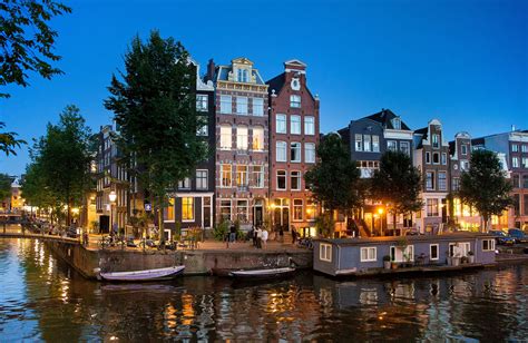 Amsterdam, Revisited - The New York Times