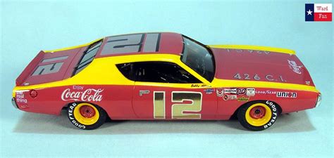 1971 Bobby Allison Charger, Golden State 400 winner | The Drastic Plastics Model Car Club