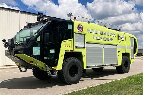 Arizona’s Grand Canyon West Airport Takes Delivery Of An Oshkosh Striker 4x4 Arff Vehicle