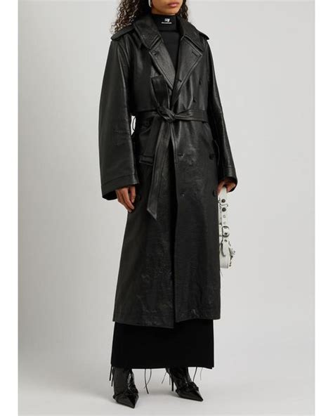 Balenciaga Cocoon Leather Trench Coat In Black Lyst Uk