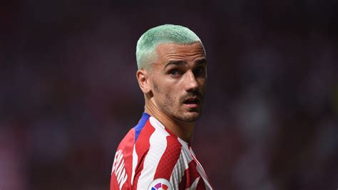 Antoine Griezmann a changé de couleur de cheveux et ce détail a dû vous