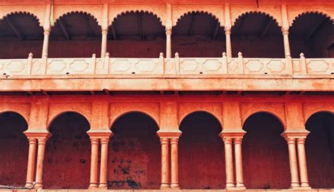 Secrets of Ancient Varanasi Architecture: Temples, Ghats, and Monuments