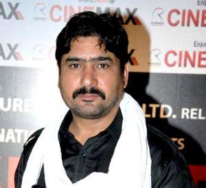 Yashpal Sharma (Actor) Age, Wife, Children, Family, Biography & More ...