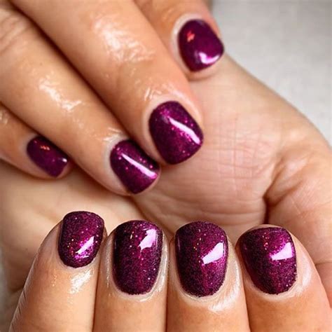 35 Charming Christmas Nail Art Ideas Youll Adore Nail Colors Winter