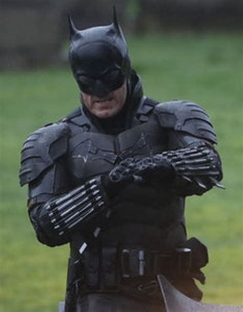 Pattinson Unfit Reeves Had To Overuse Stunt Double In The Batman