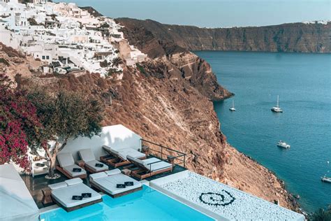 Santorini Luxury Suites | Andronis Luxury Suites