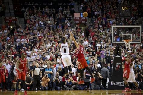 Pin By Let S Talk Balls On Buzzer Beaters Damian Lillard Basketball