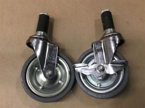 Lot Of 2 Gold Caster E 100 100 X 22 Swivel Castor Wheels 01h45rm Ebay