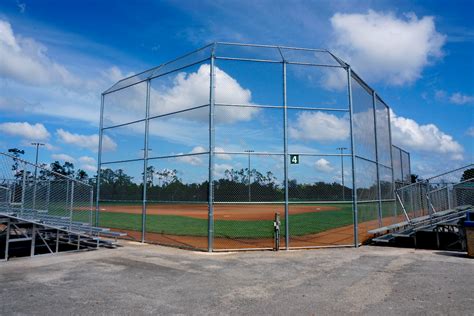 Building a Little League Baseball Field: Dimensions & More - UDC Sports ...